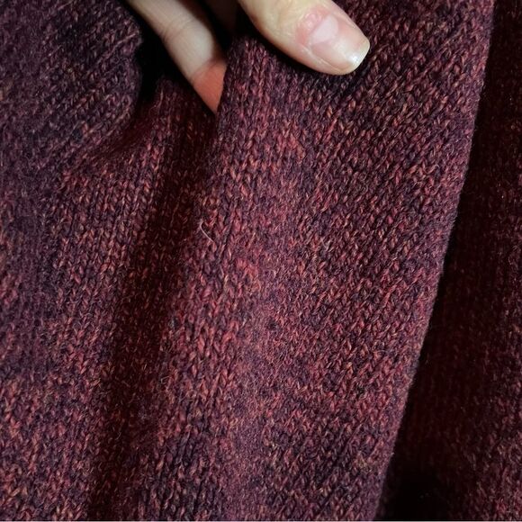 Woolrich wool blend sweater. Size medium - Picture 8 of 9